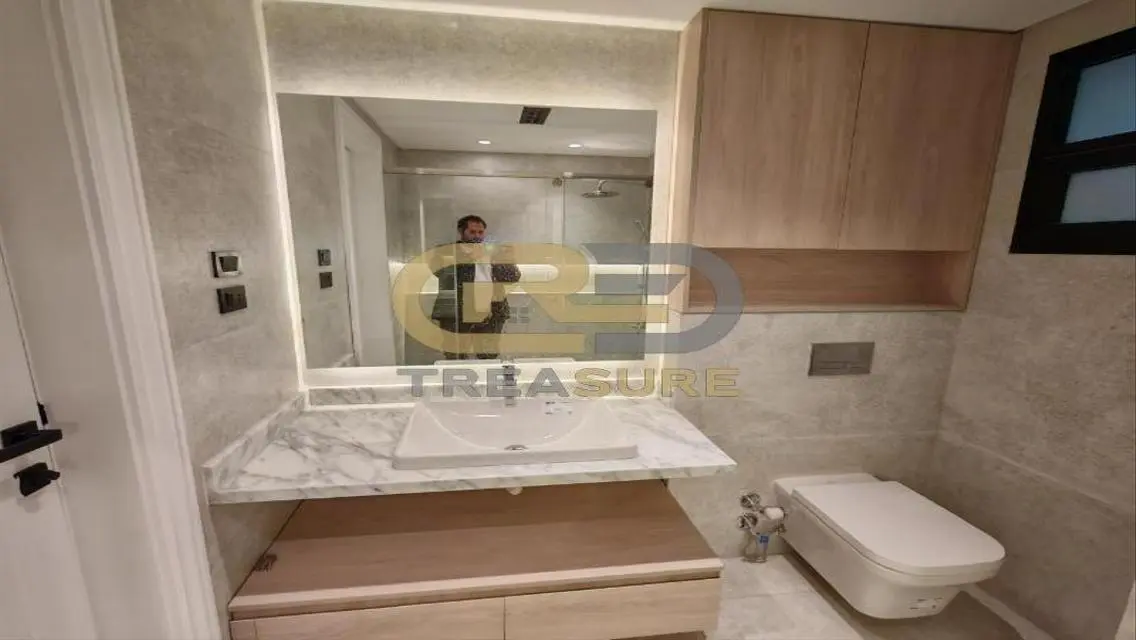 New Apartment with 45 sqm, Balcony and Central Air Conditioning