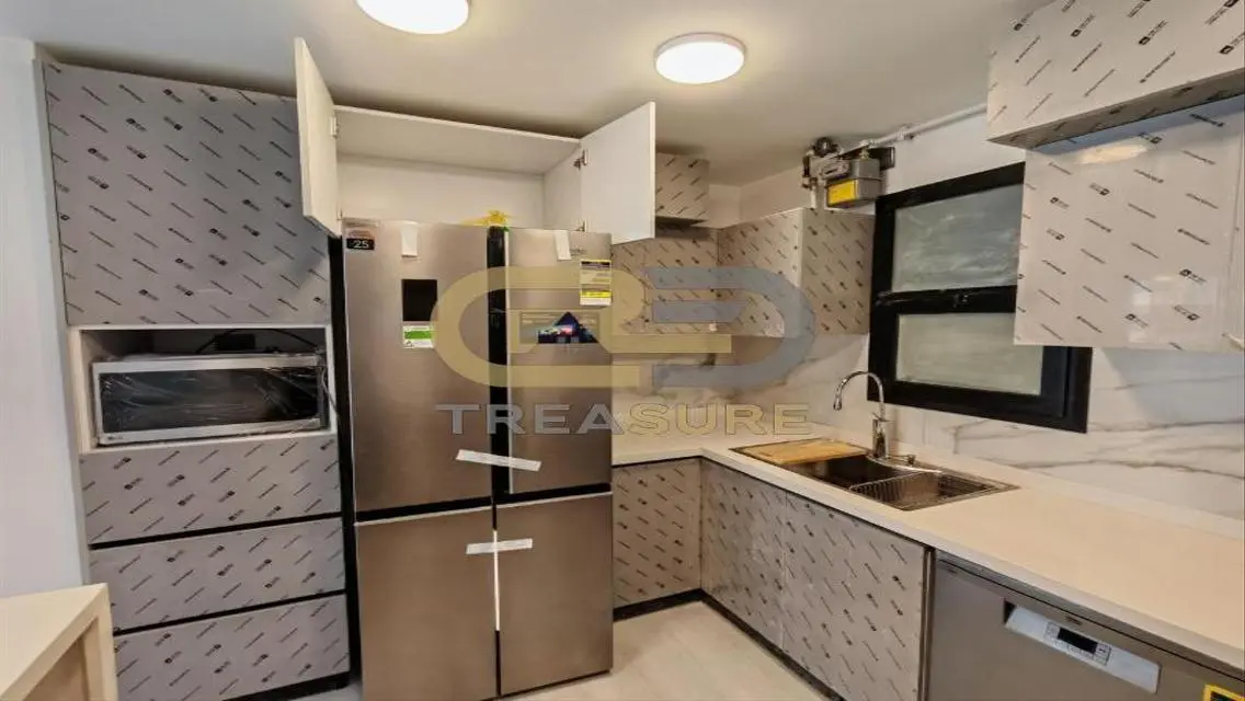 New Apartment with 45 sqm, Balcony and Central Air Conditioning