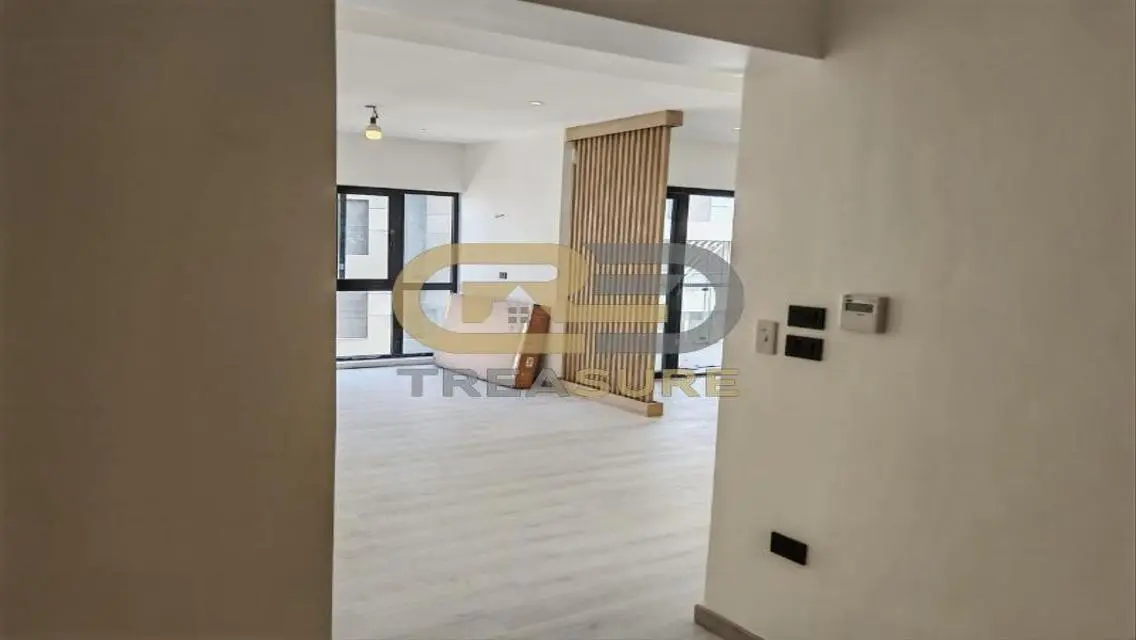 New Apartment with 45 sqm, Balcony and Central Air Conditioning