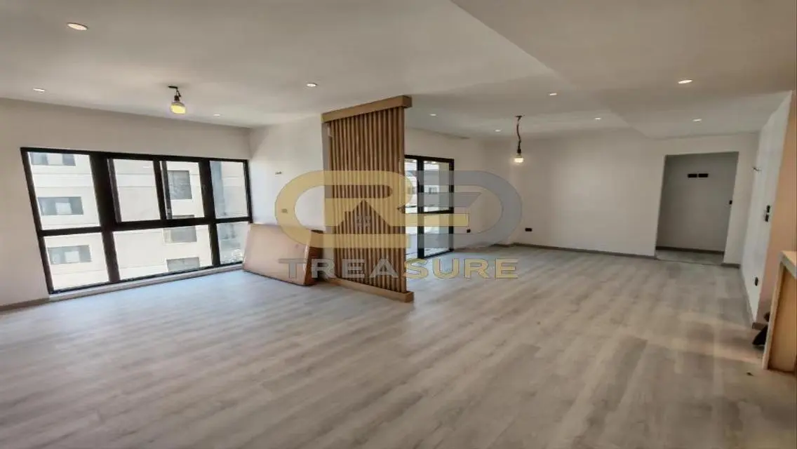 New Apartment with 45 sqm, Balcony and Central Air Conditioning