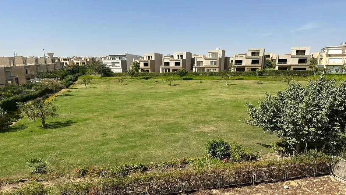 Luxury Villa for Sale with 340 sqm