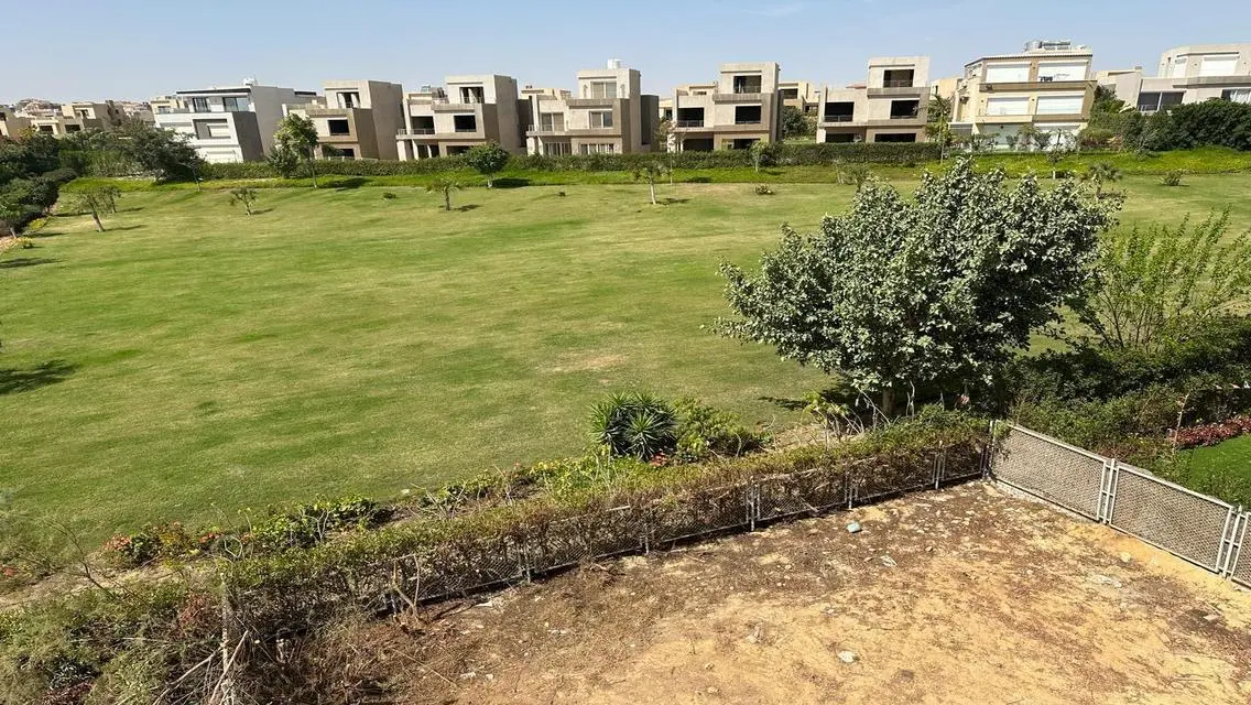 Luxury Villa for Sale with 340 sqm