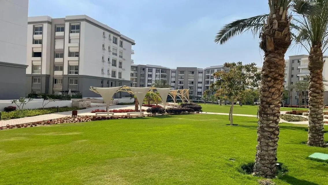 Amazing Investment Opportunity: 395 Sqm Property with Security Guard