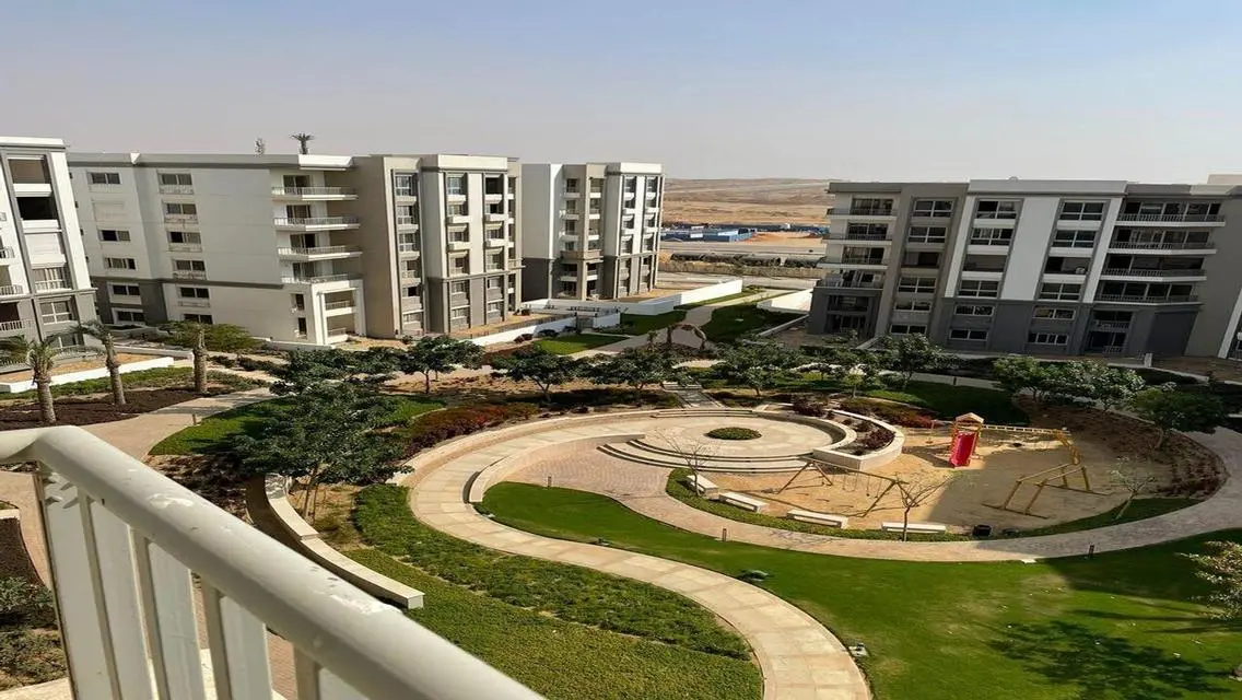 Amazing Investment Opportunity: 395 Sqm Property with Security Guard