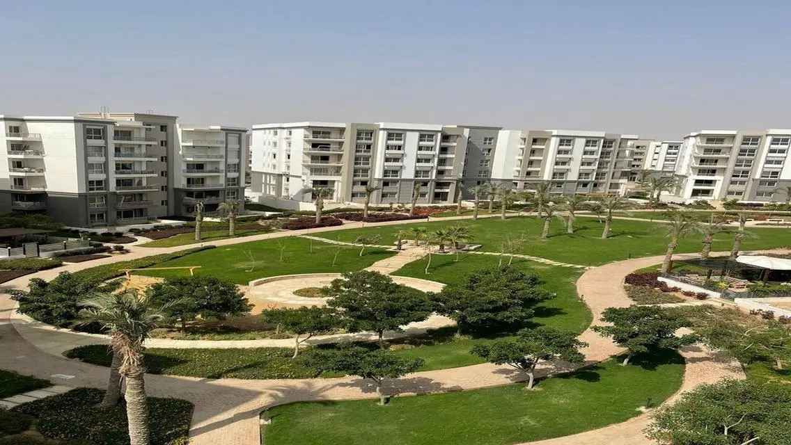 Amazing Investment Opportunity: 395 Sqm Property with Security Guard
