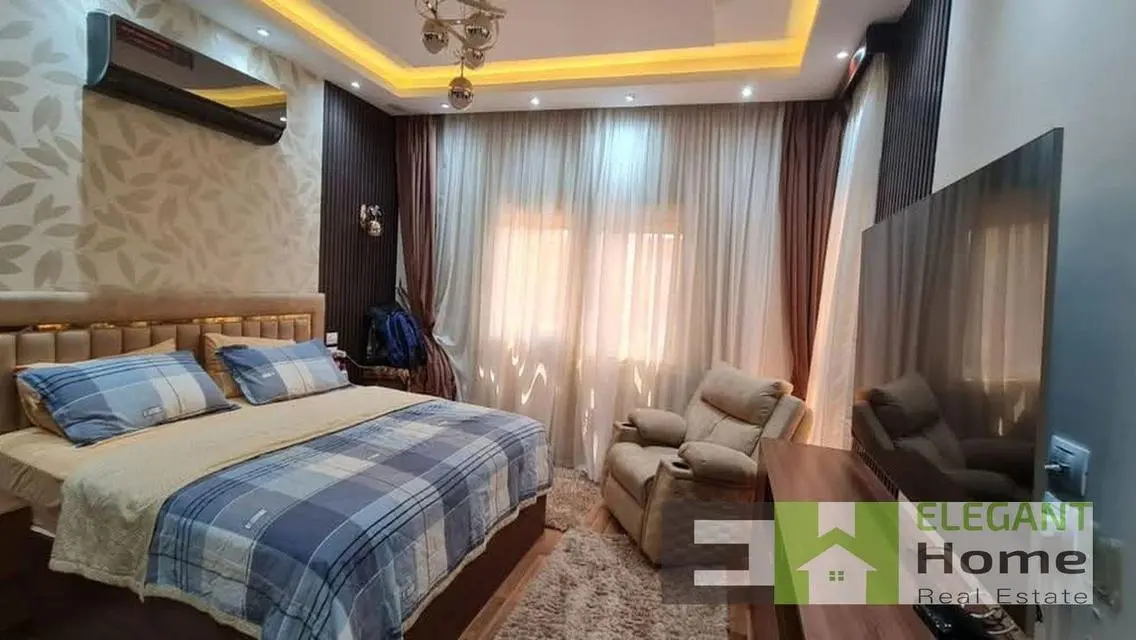 Luxury Apartment in Mivida - 5500 m²