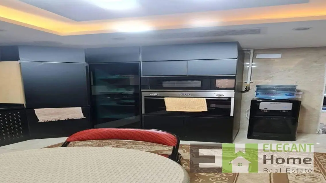 Luxury Apartment in Mivida - 5500 m²