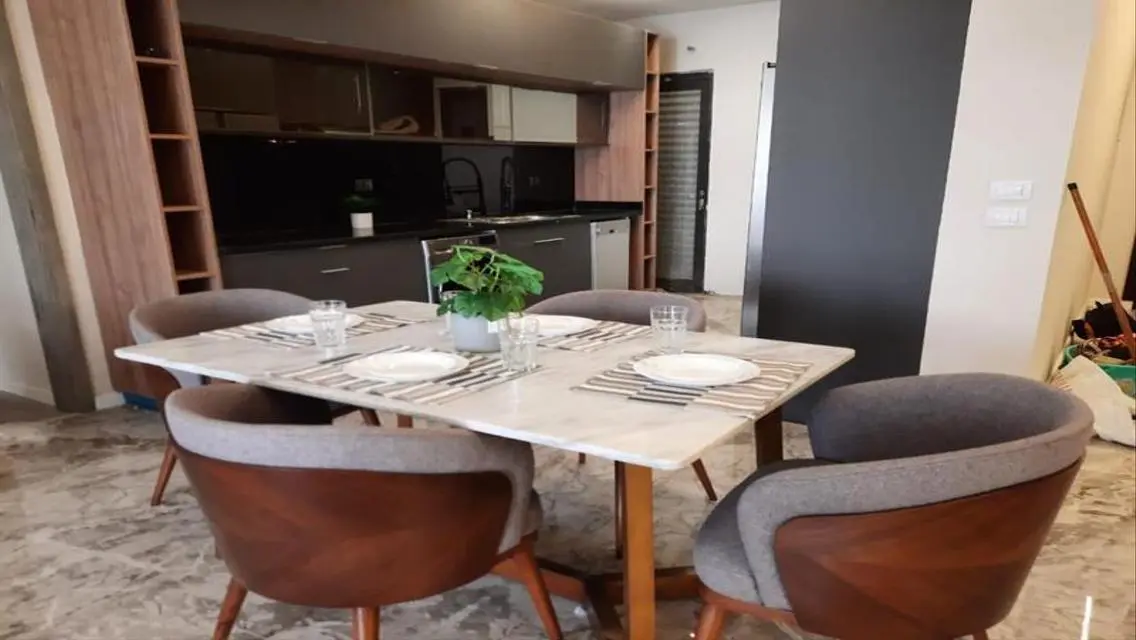 Lake View Apartment in Luxurious Residence