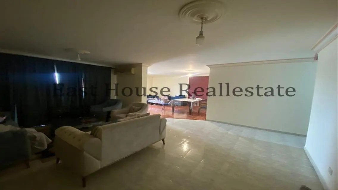 Luxury Apartment for Rent with All Amenities in Prime Location