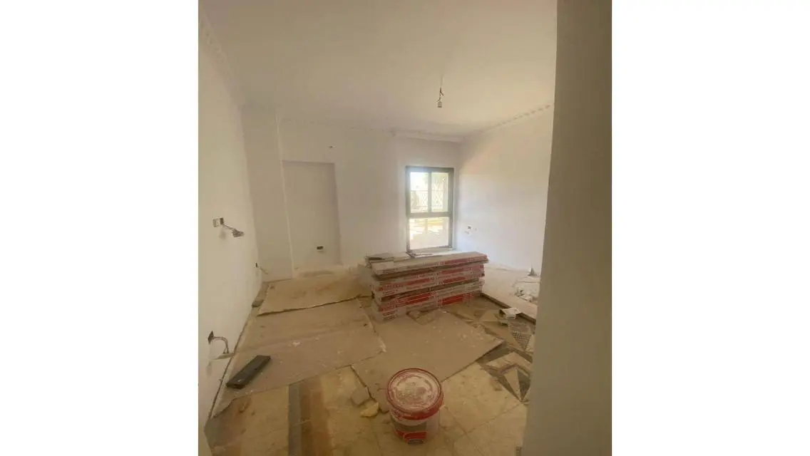 Luxury Apartment with Private Garden and Health Club