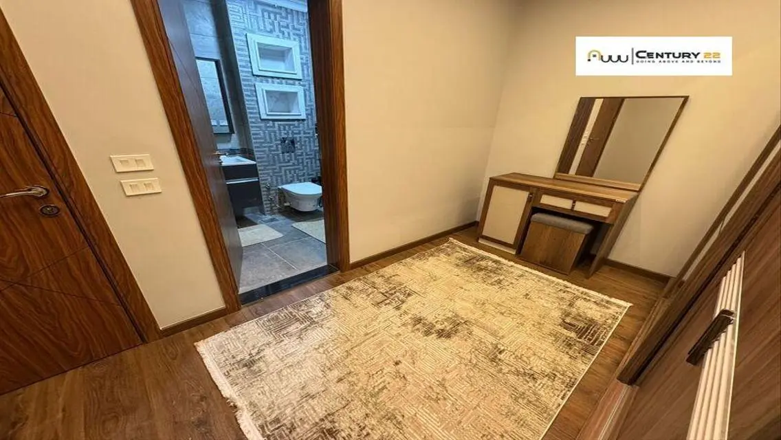 Luxury Apartment with Modern Amenities