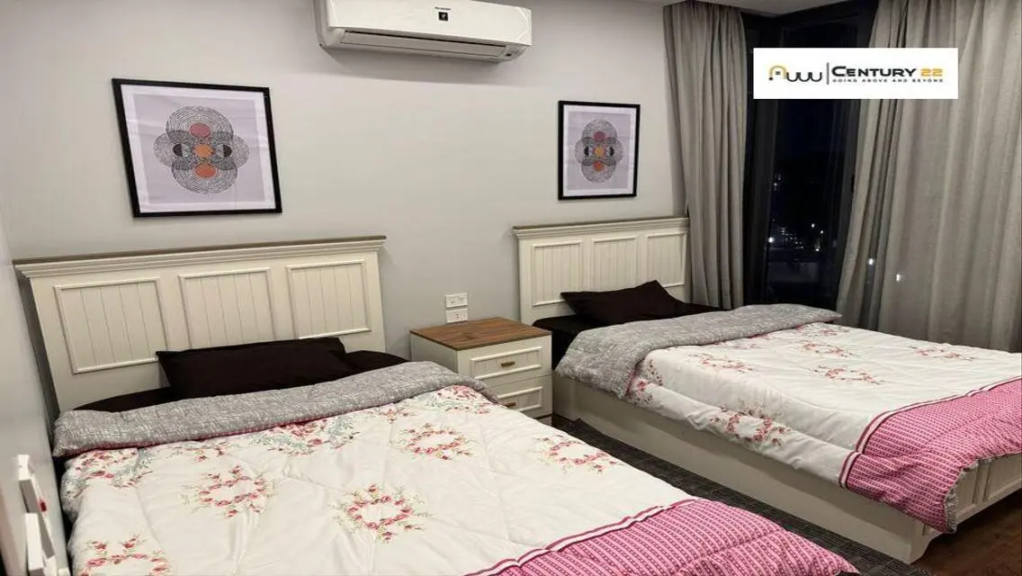 Luxury Apartment with Modern Amenities