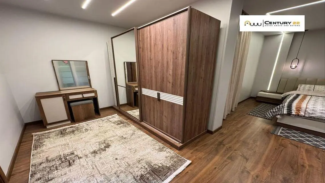 Luxury Apartment with Modern Amenities
