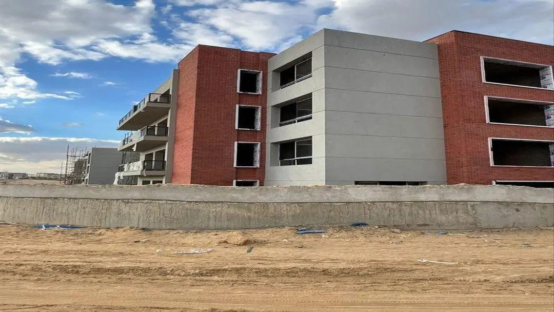 شقة فاخرة مع وسائل راحة مثالية تطل على بحيرات