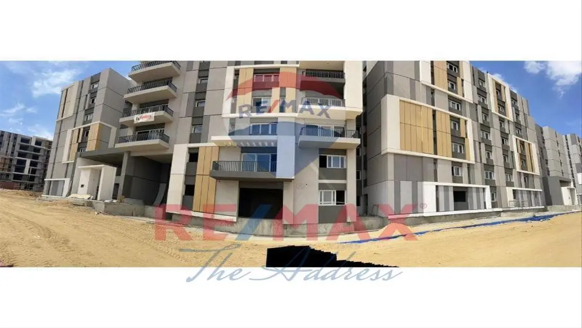 Luxury Apartment with Full Amenities in Prime Location