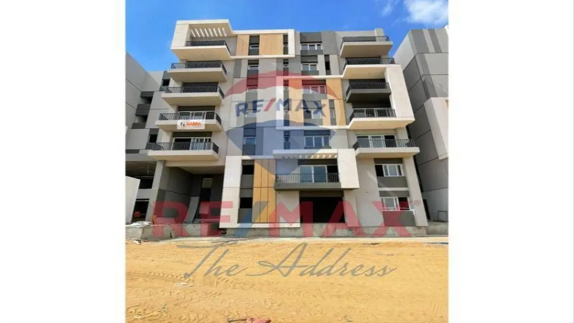 Luxury Apartment with Full Amenities in Prime Location