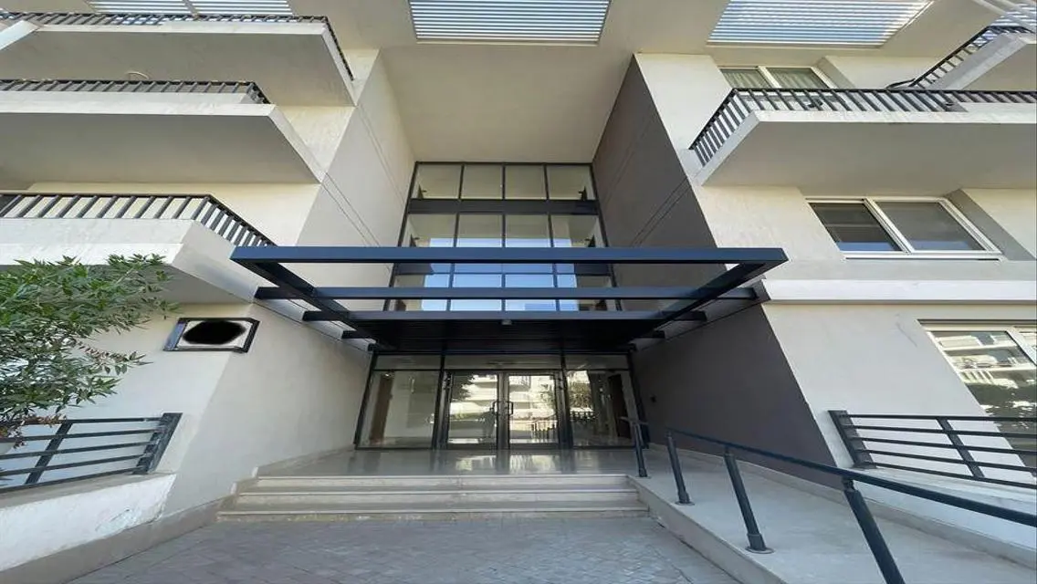 Luxury Palace for Sale in an Upscale Area