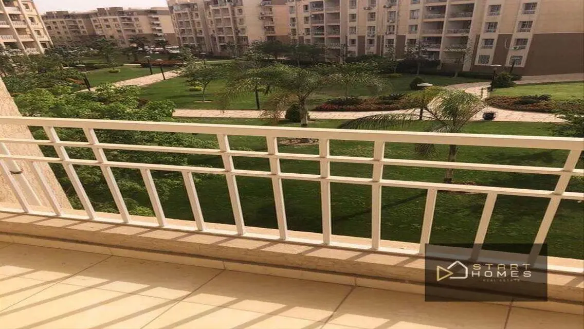 Luxury Apartment with Scenic Views in Prime Location