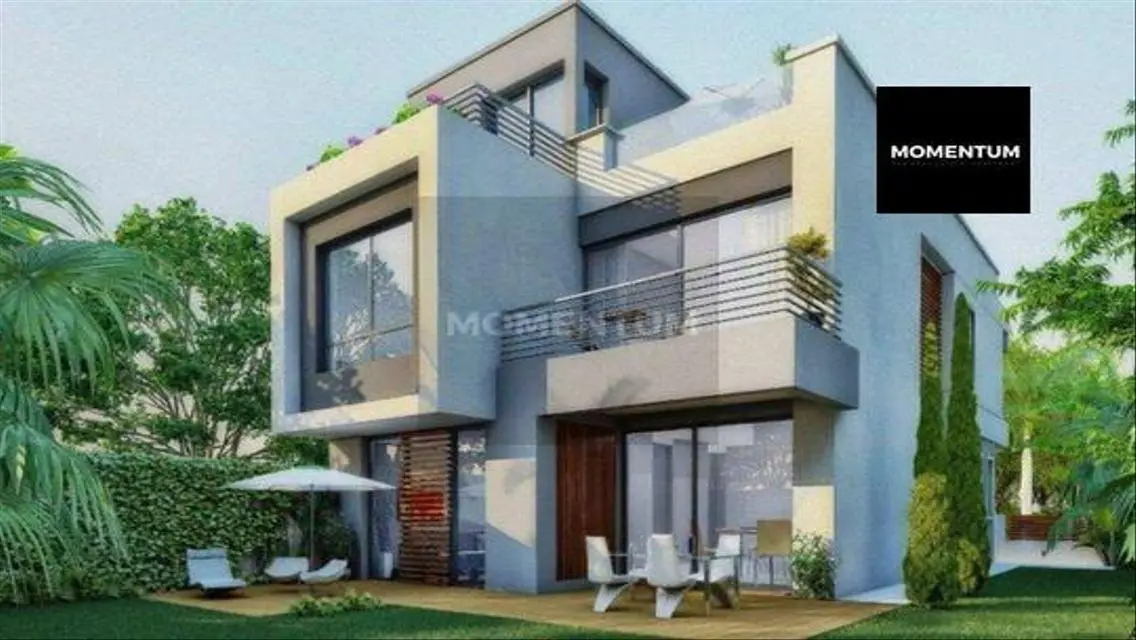 Palm Hills - New Cairo: Luxurious Villa with Private Garden and Security Guard