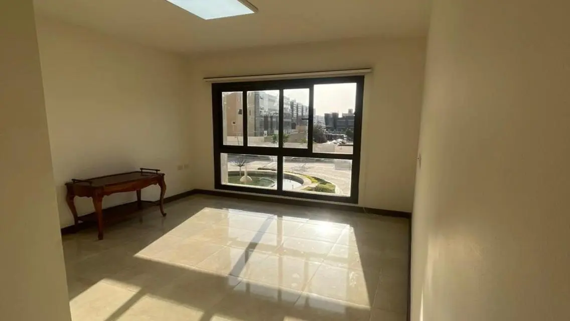 Luxury Villa Overlooking Lakes at AUC Priced at 10,000,000