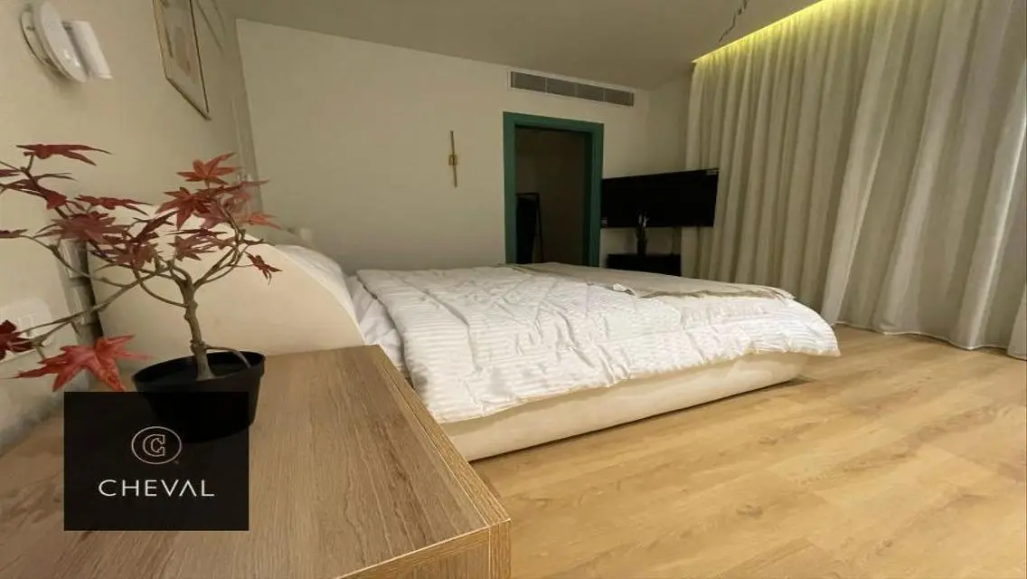 Luxury 3 Bedroom Apartment for Sale Near Key Attractions