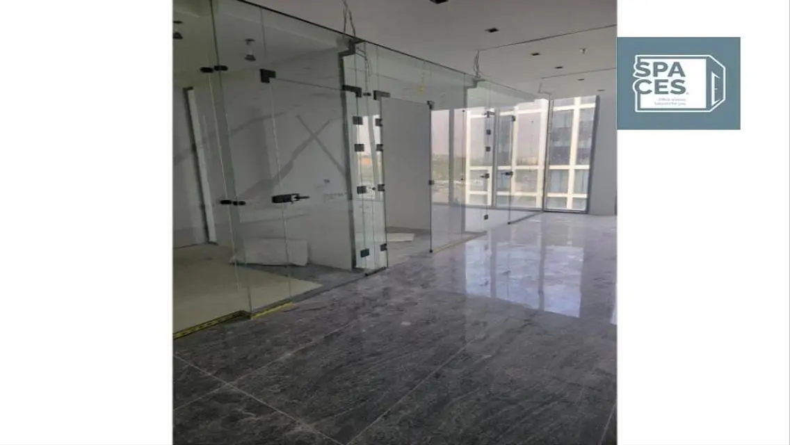 Office for Rent in Prime Location 96