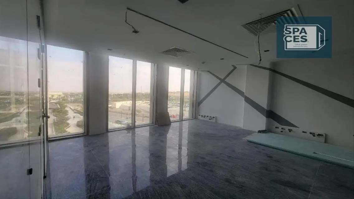 Office for Rent in Prime Location 96
