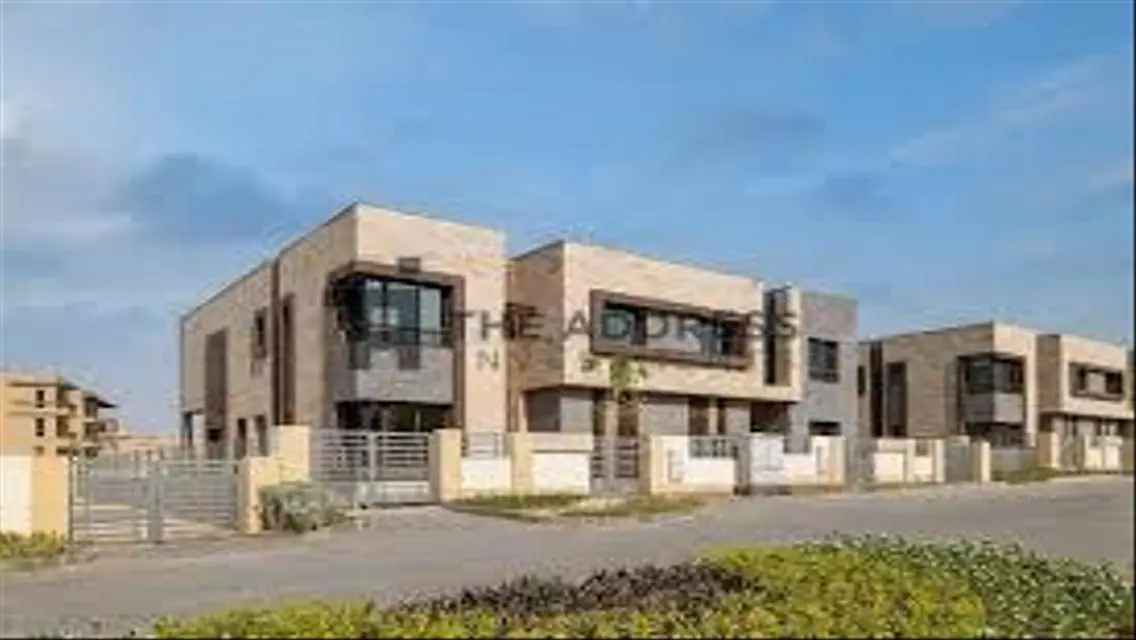 Luxurious Villa for Sale - 420 sqm