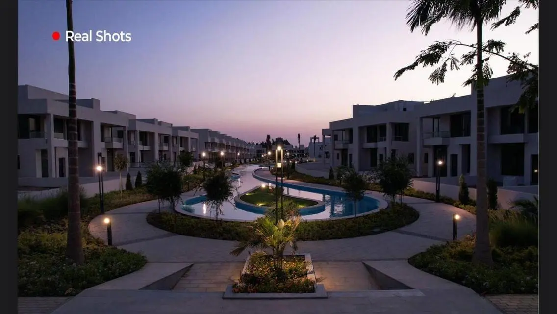Luxury Villa for Sale by Remarkable Lakes