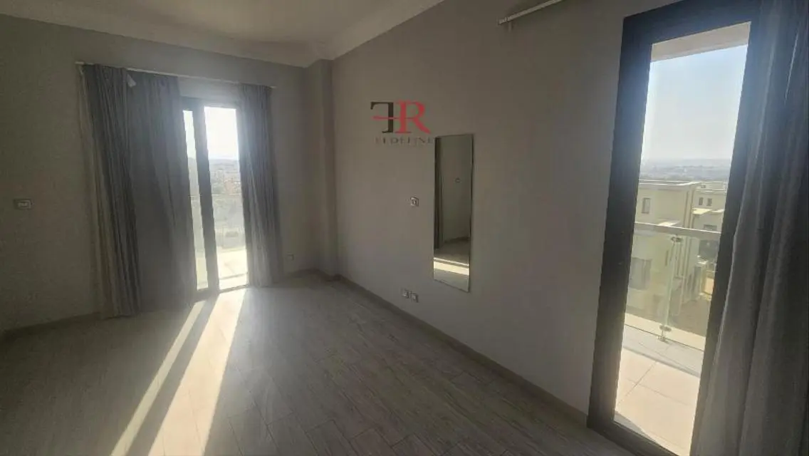 Luxury Apartment with Spacious Layout in AUC