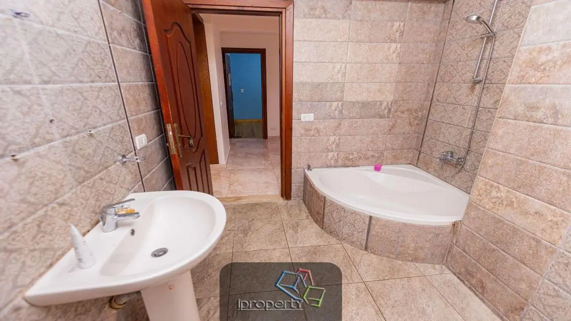 عقار رائع للإيجار في الإسكندرية