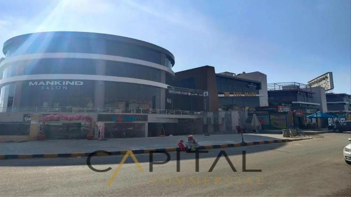 Prime Investment Opportunity: 300 sqm Space for Just 255,000