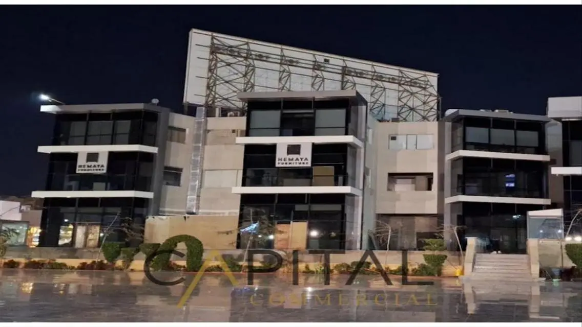 Prime Investment Opportunity: 300 sqm Space for Just 255,000