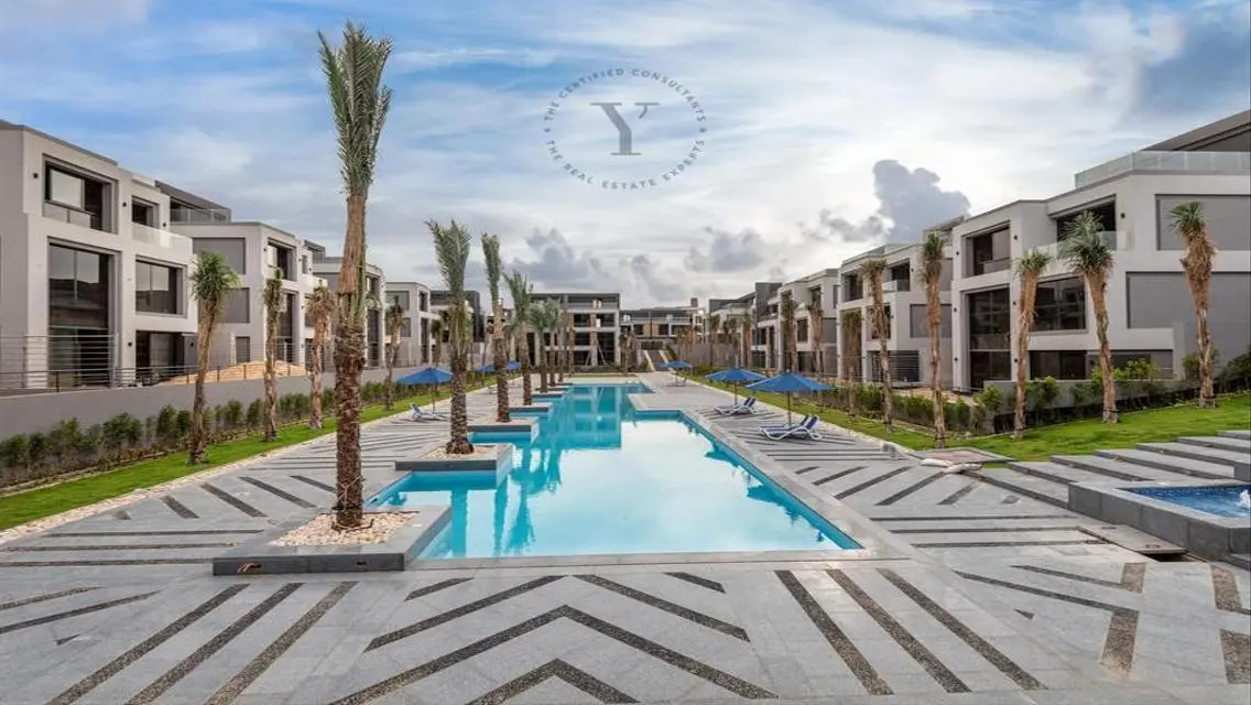 Luxury Villa for Sale with Spacious Grounds and Private Garden