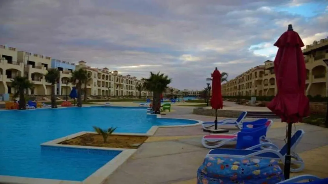 شقة فاخرة في لاسيرينا بالم بيتش