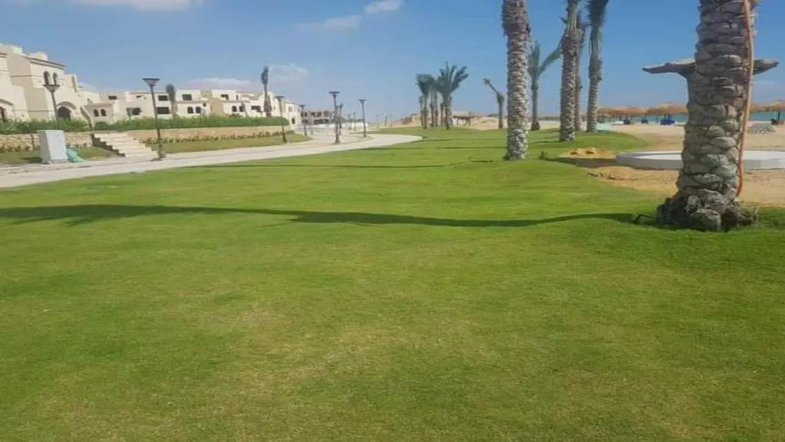 شقة فاخرة في لاسيرينا بالم بيتش