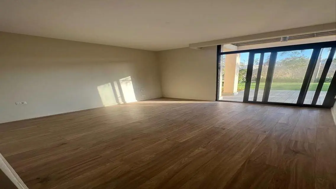 Luxury Apartment for Sale in 192 O-West October - 4 Bedrooms
