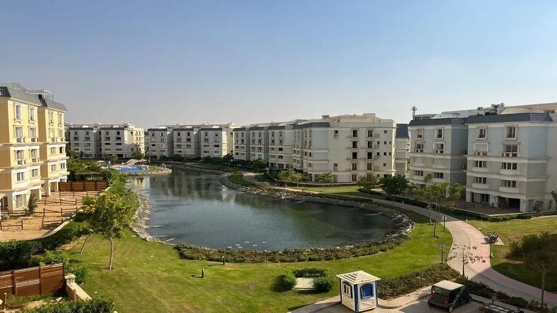 Luxury Apartment for Sale in B-23560