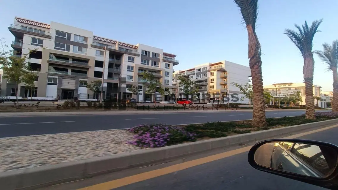 فيلا فاخرة للبيع بمساحة 600 متر