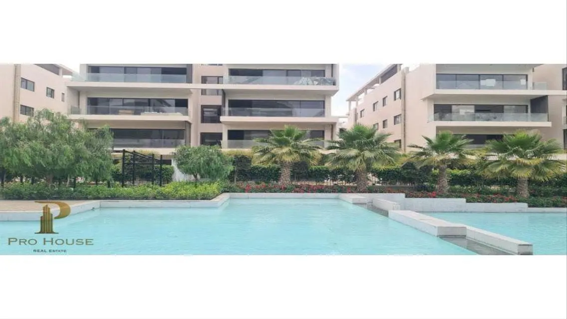 Luxury Apartment with Lake View at Lake View Residence
