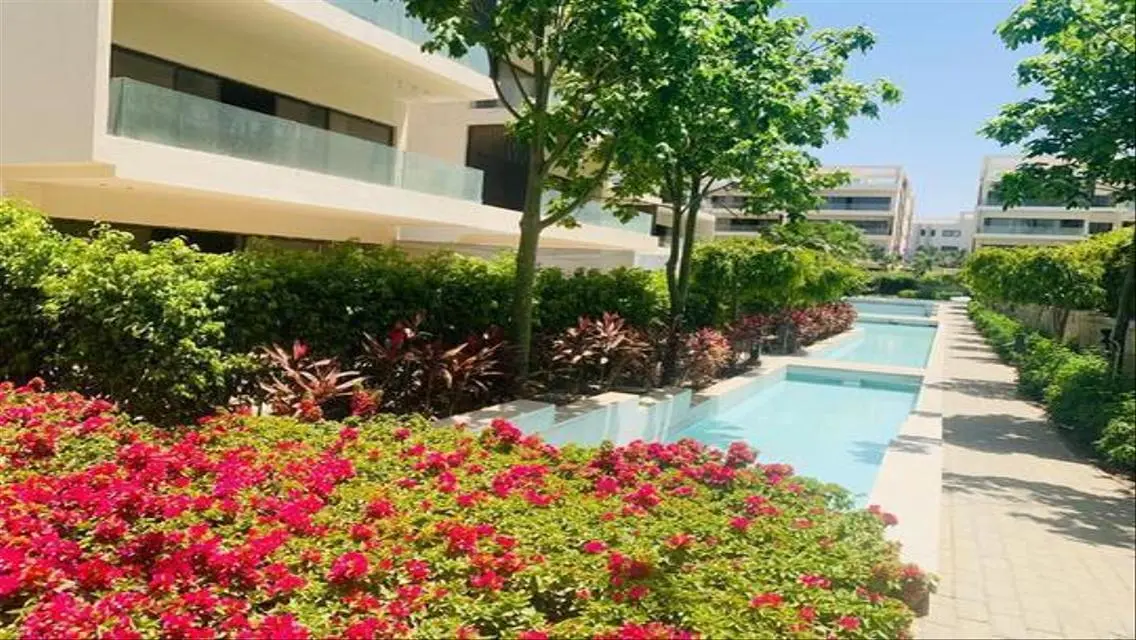 Luxury Apartment with Lake View at Lake View Residence
