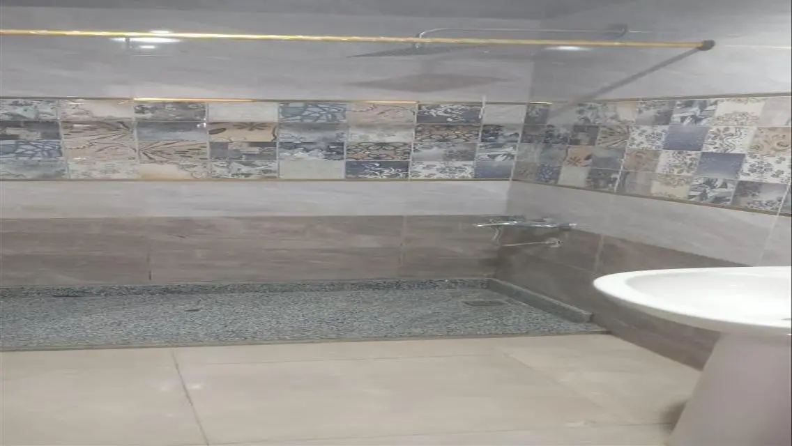 Unique Investment Opportunity in 200 sqm House