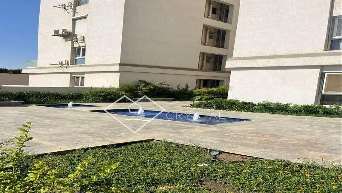 Apartment in Club Park - Phase 128 with 3 Bedrooms