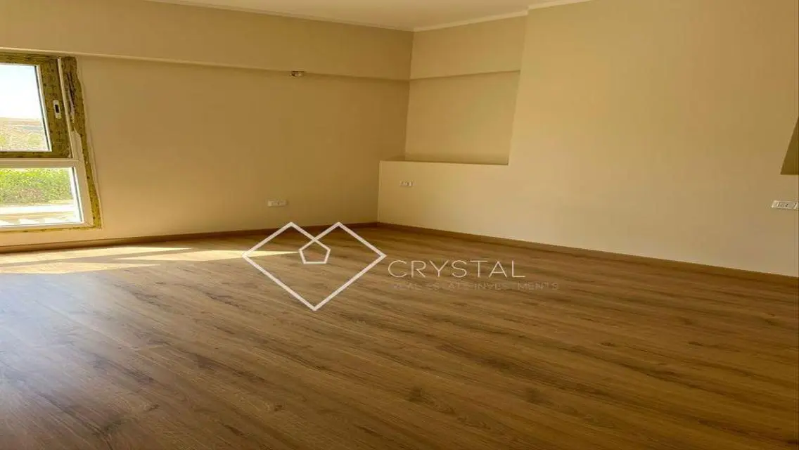 Apartment in Club Park - Phase 128 with 3 Bedrooms