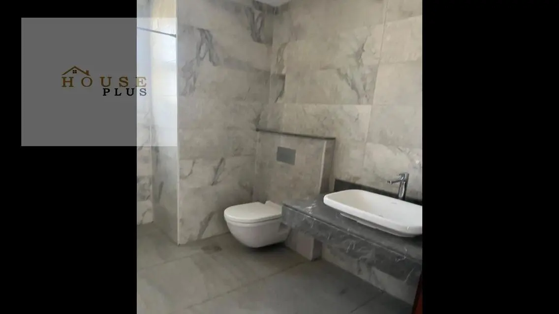 Stylish Apartment for Sale 90-24 with Stunning Views