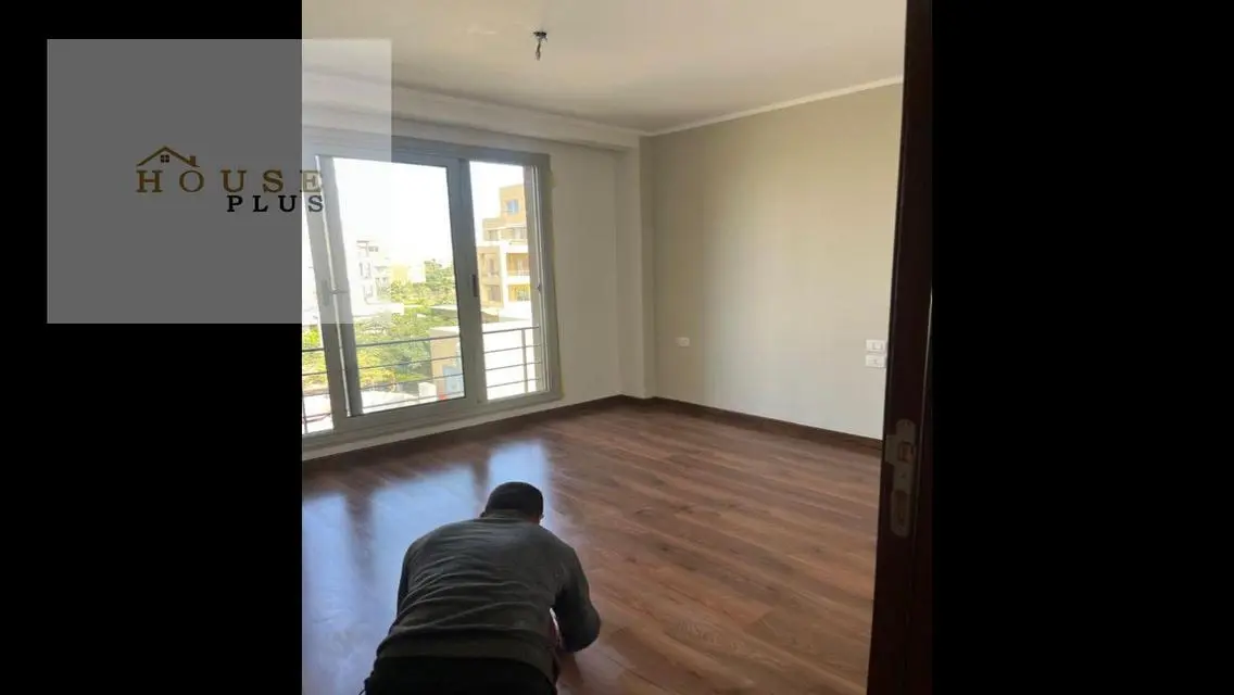 Stylish Apartment for Sale 90-24 with Stunning Views