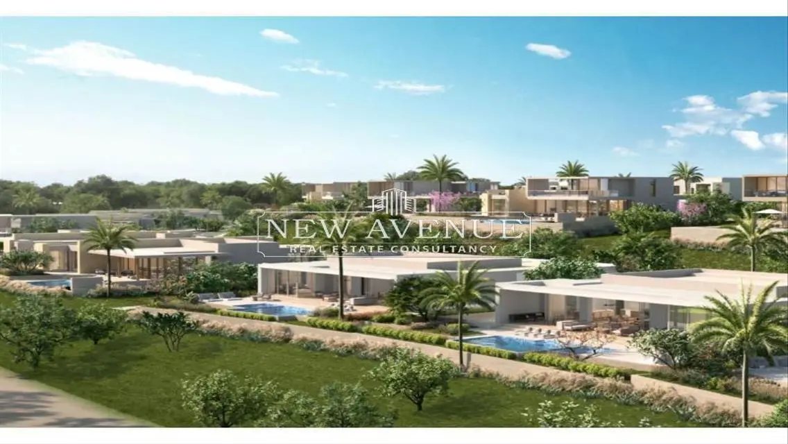 Luxurious 3-Bedroom Apartment with Private Garden