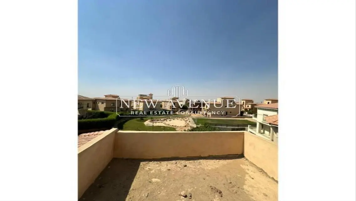 شقة فاخرة بمساحة مريحة مع حديقة خاصة