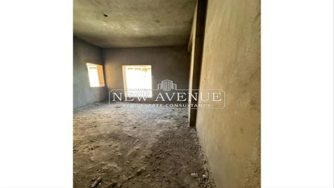 شقة فاخرة بمساحة مريحة مع حديقة خاصة