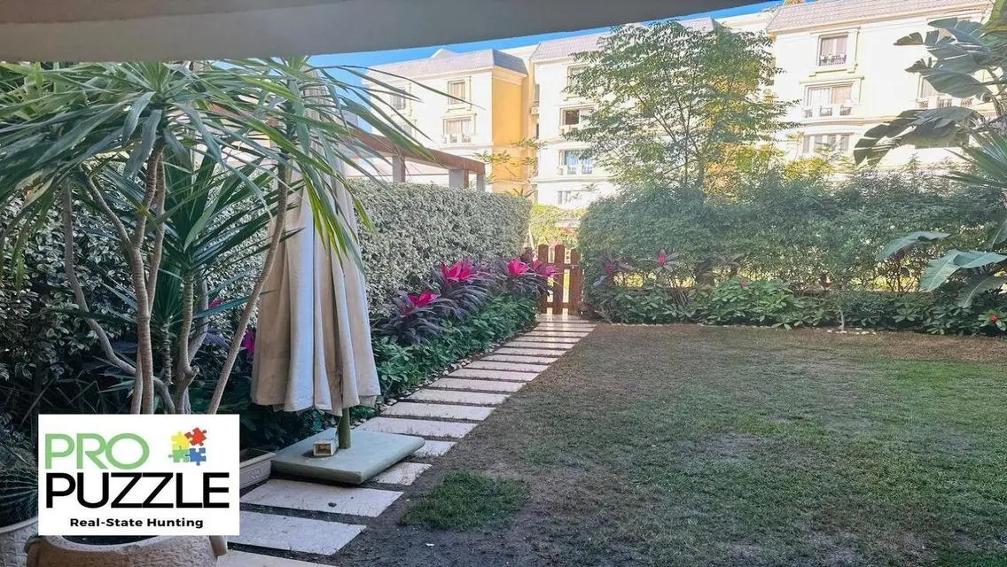 Villa for Sale in Mountain View Hyde Park